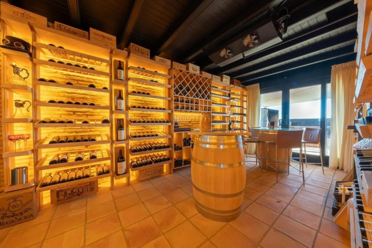 c9f71b05-46fd-4bb5-8a5b-24112e3511f0