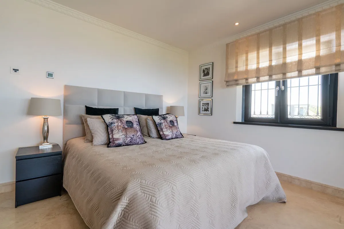 ec2c8183-0505-4538-967a-a44be17eb6c5