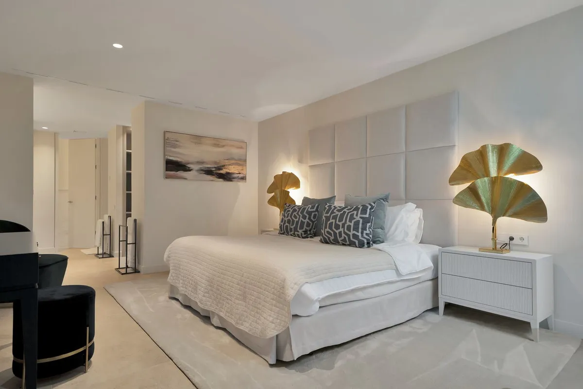 2ed633f8-d6ec-4aeb-b50e-2e14db0fc2df