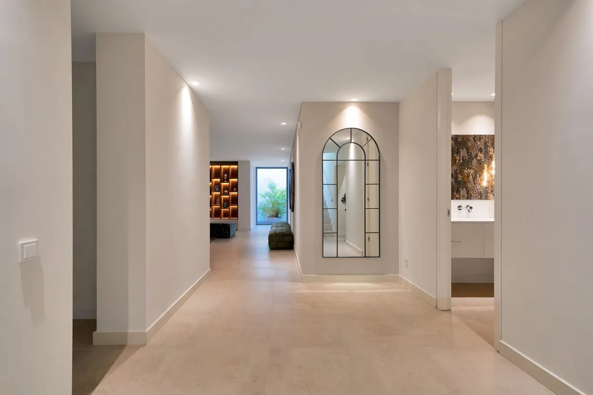 9d049f61-ddef-4ff1-8615-ba51f4364cd7