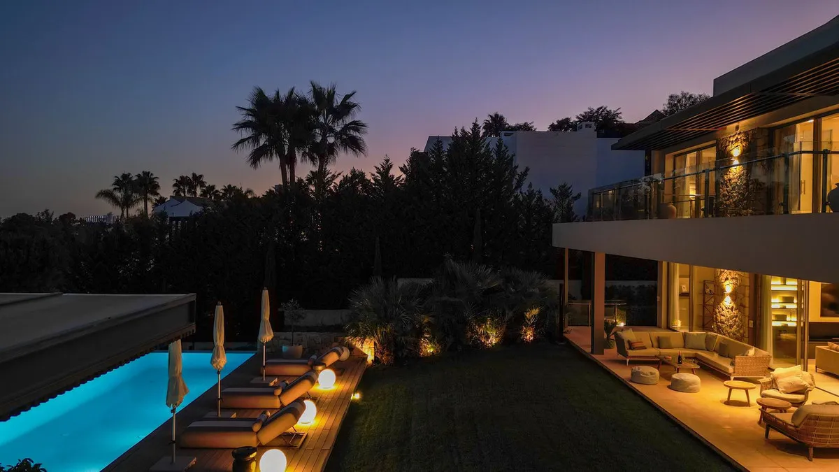 baf69092-c4eb-4453-b6c4-76ed53c51436