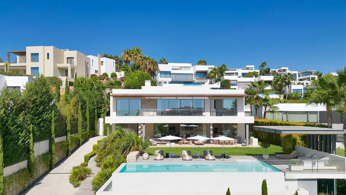 cc44b0d4-7793-4a5f-9aa5-0181c79ceb5e