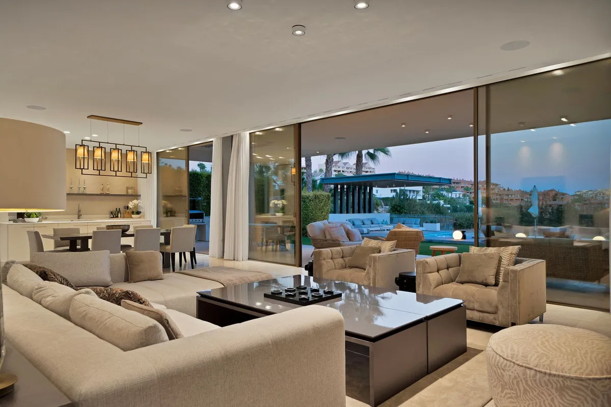 d8d18575-2e58-4c7e-a636-f54228a2bd9e