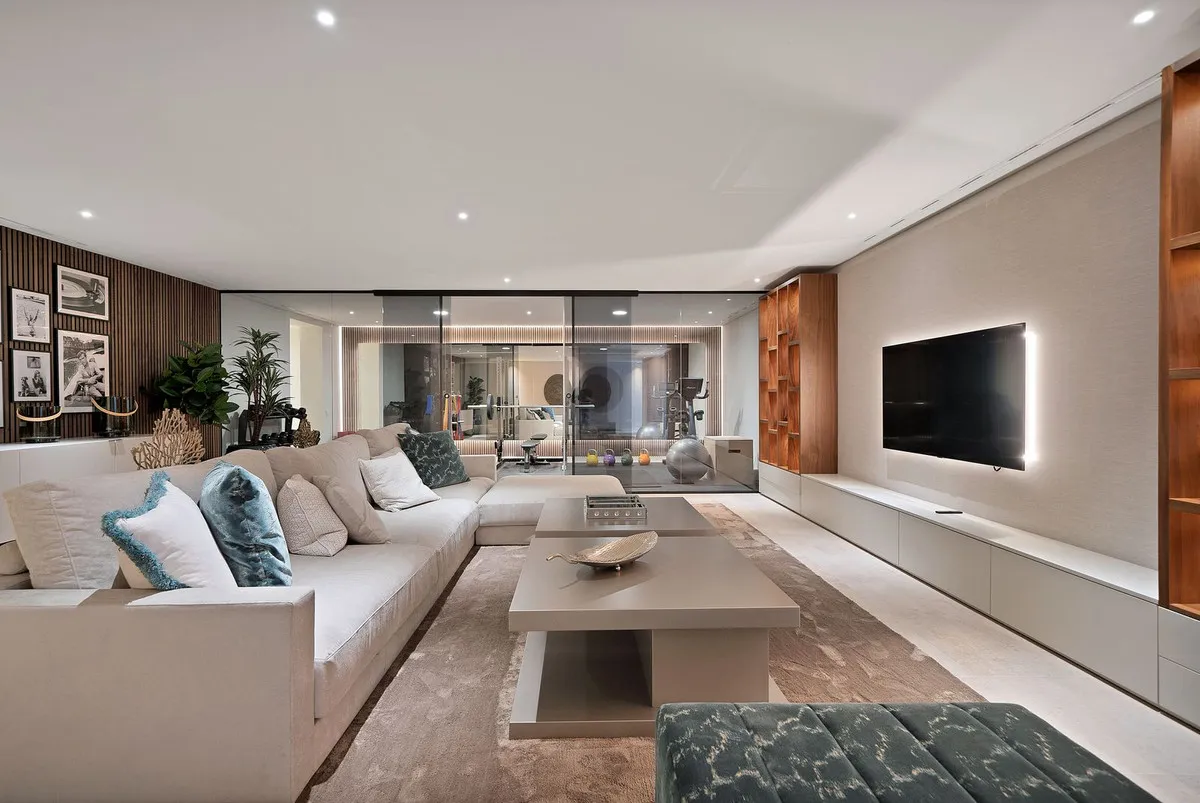 ffe68720-a61c-439e-918b-ee801812a95f