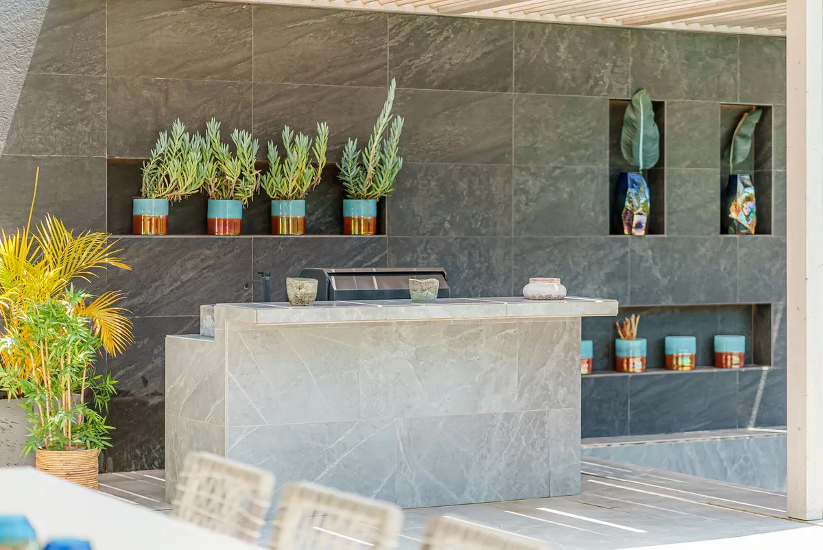 24cde586-2cfd-47a8-bbe3-a1ee71b9f174