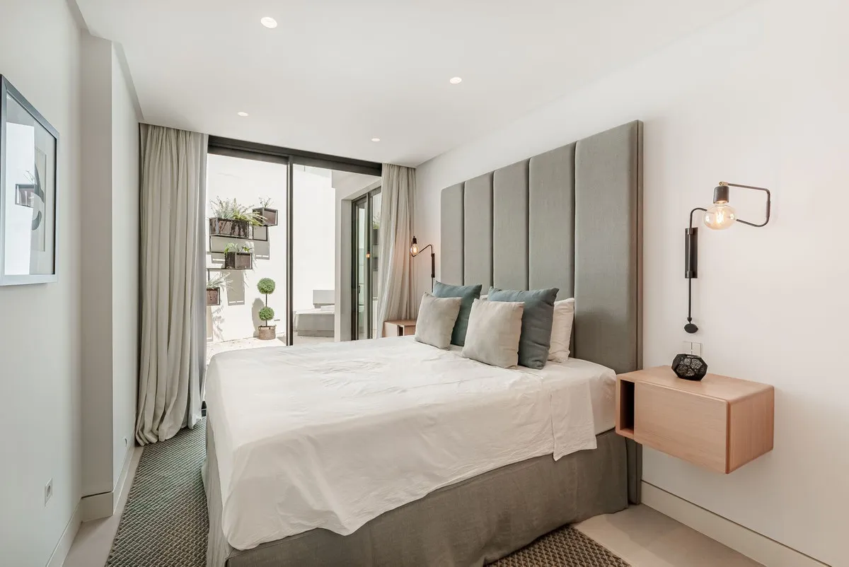 9cca436e-882b-4665-9d51-ae1f7202efb5