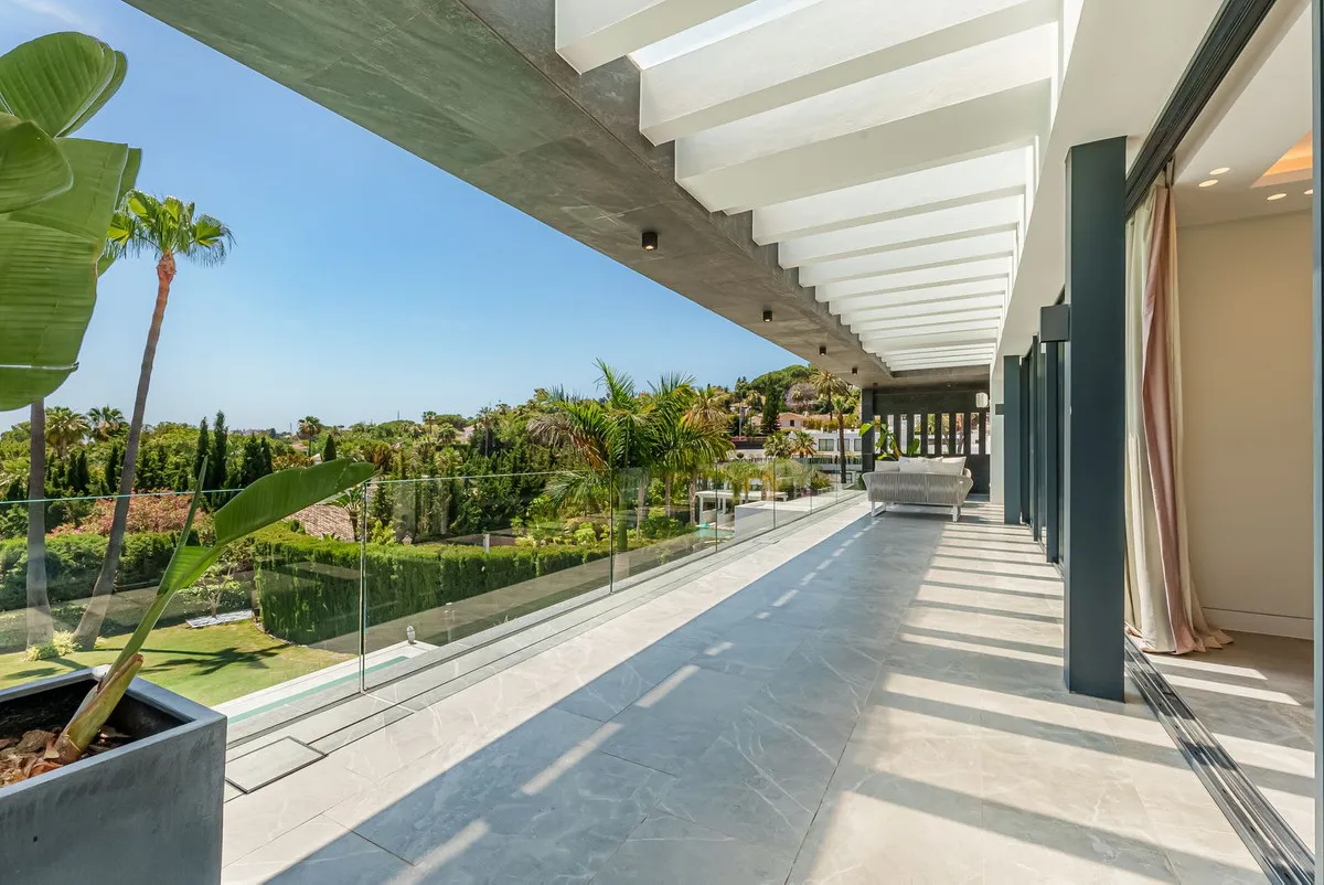 c41a8a52-d212-4548-b358-8f2a740c2b75