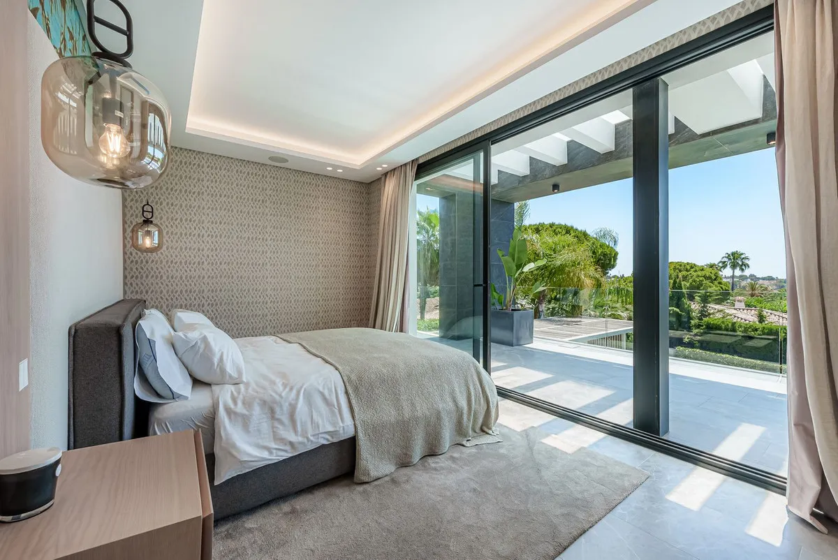 f0b32a3f-7201-4b01-b408-b375dfd6d0a3