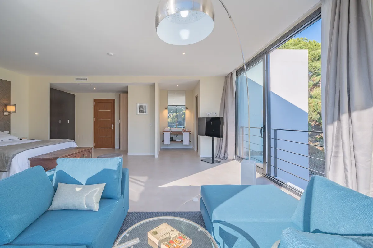 26d2134f-903a-42ce-aae5-9b4c31c7df67