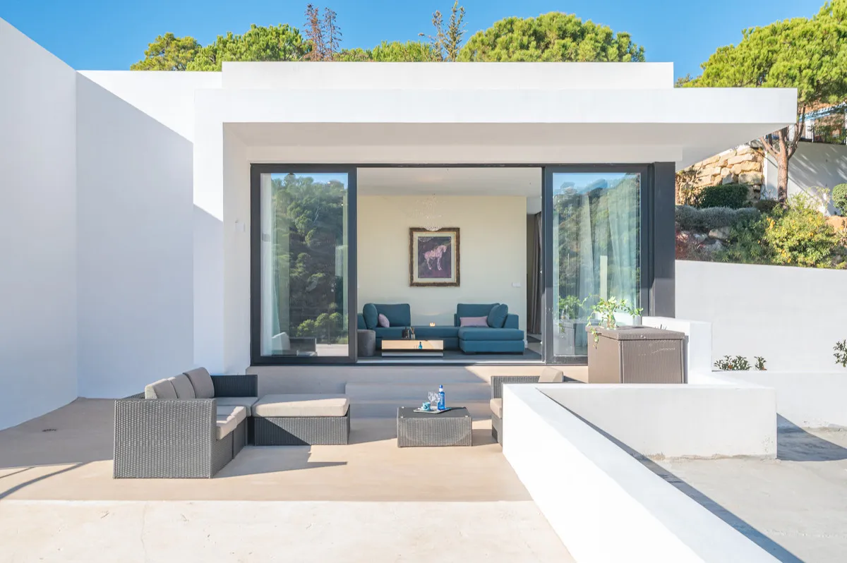 292a163a-3047-4782-9736-77ea880669ae