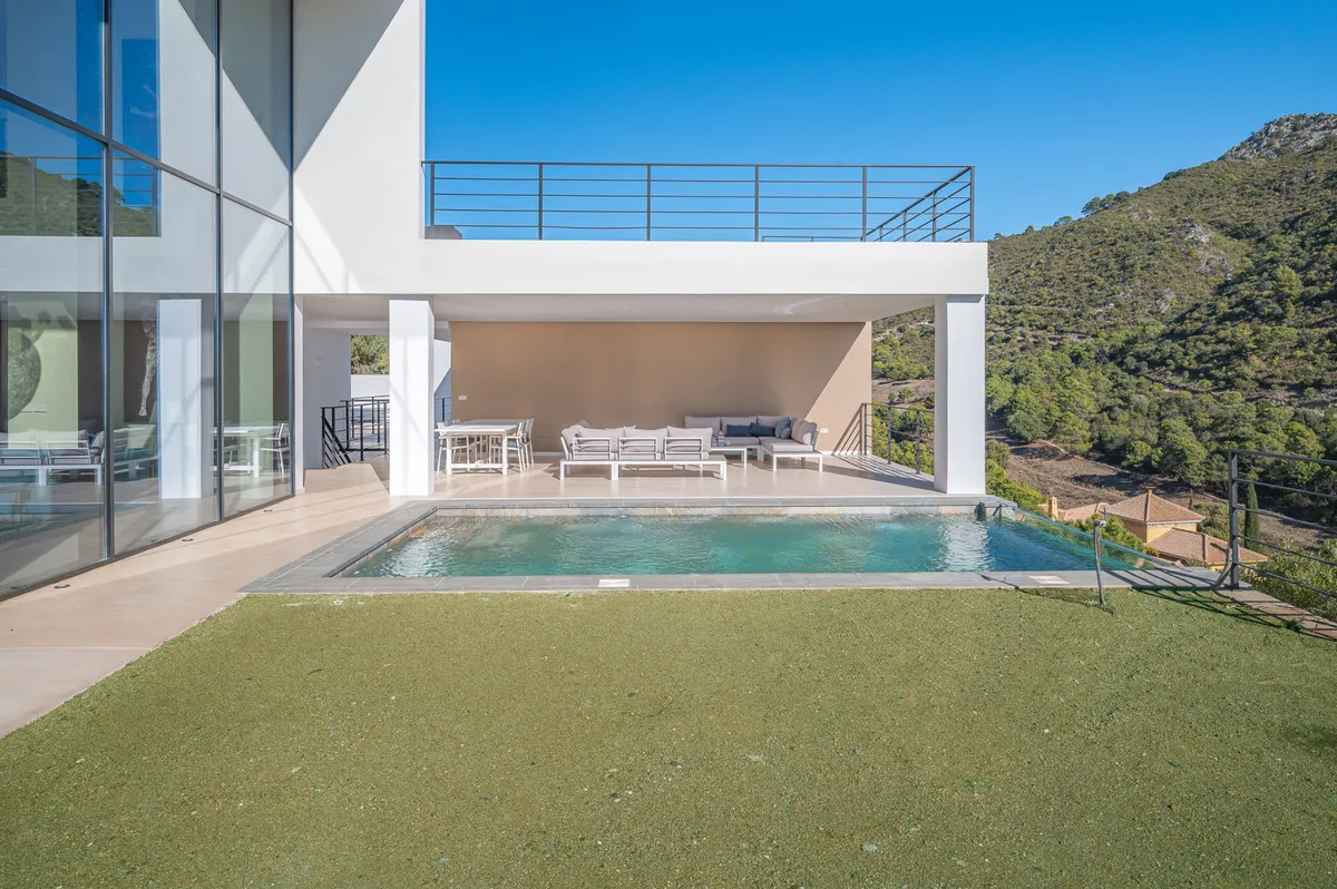 637014b5-35ac-4333-84b7-82fb42224929