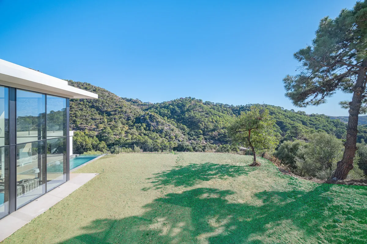 93ac4843-9758-4b3a-9d4d-5f7d6910d880