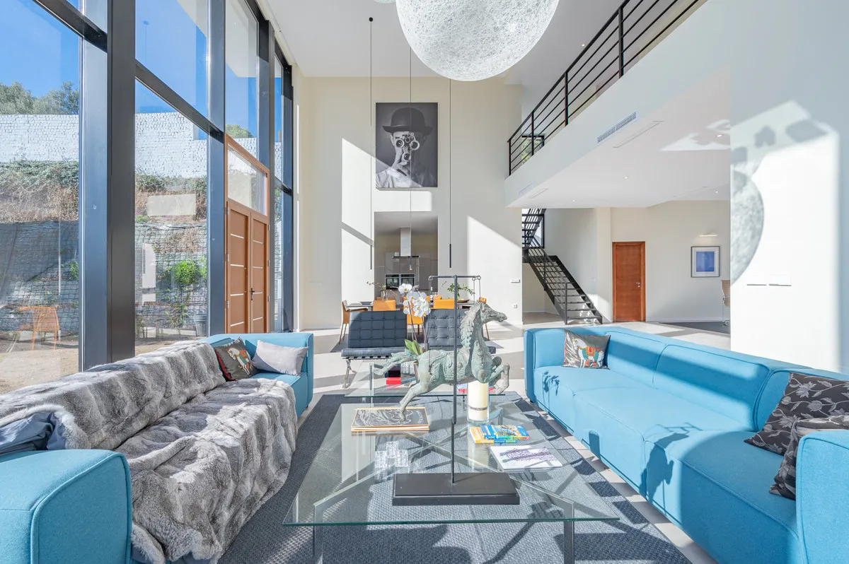 d4eaa2f4-19f2-4a08-b910-8c3de580d26c