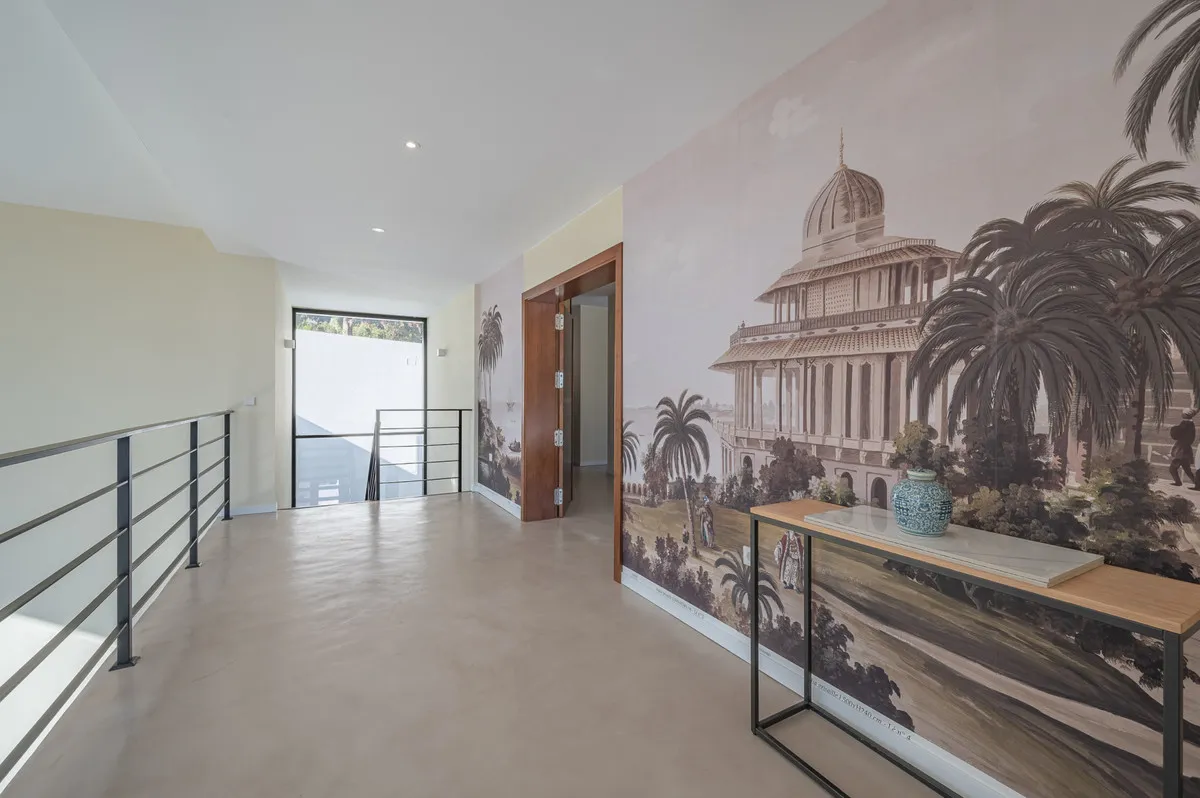 dcab1f94-45a3-4c53-808c-c6db349c9bd8