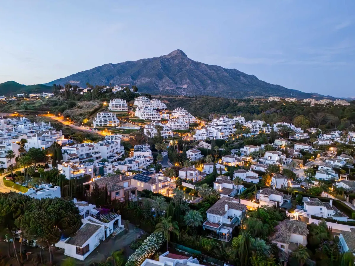 16e113e5-53b3-497f-b315-66875c313e01