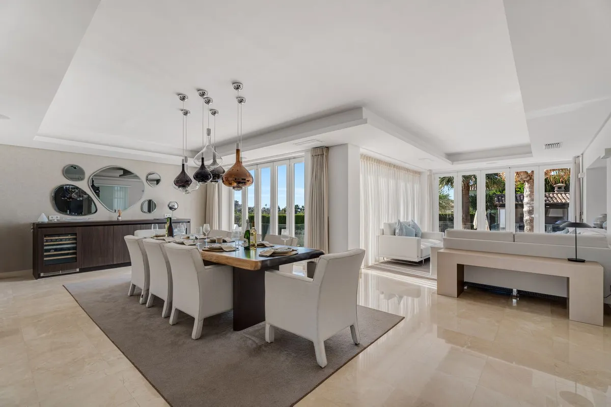 3aeab970-2c4a-4ebe-b02d-525660e1a62a