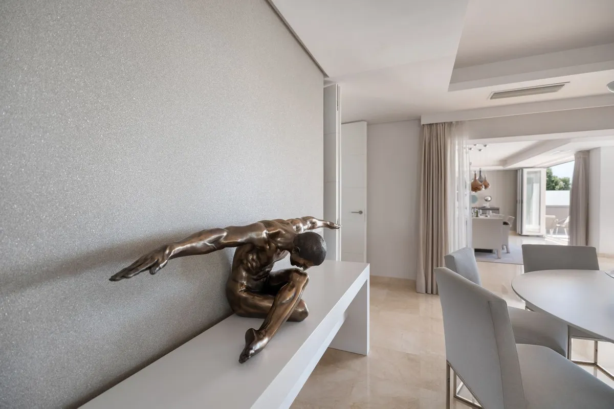 5003a2b0-aece-4a3f-bd44-54e221b1cc1c