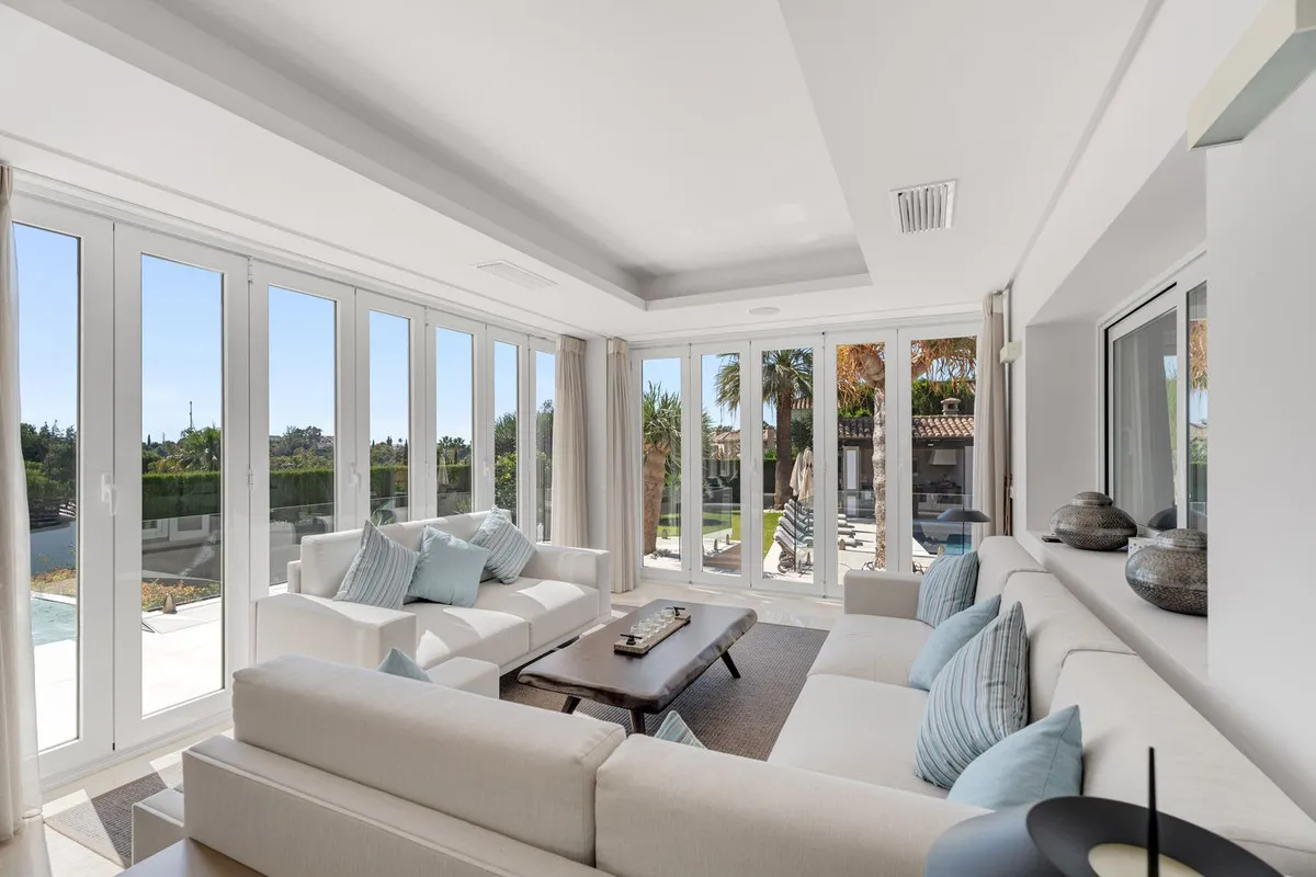 553e4a47-66e6-4317-a27f-e8d3d8d32bb1