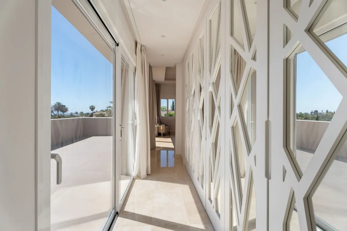 5c38952d-487a-43bc-ad3d-dd1144bb1d0f