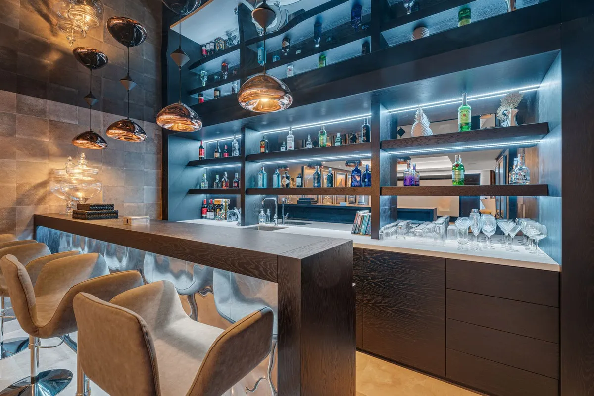 e5643e06-6a29-499f-8310-50d2f7d017f5