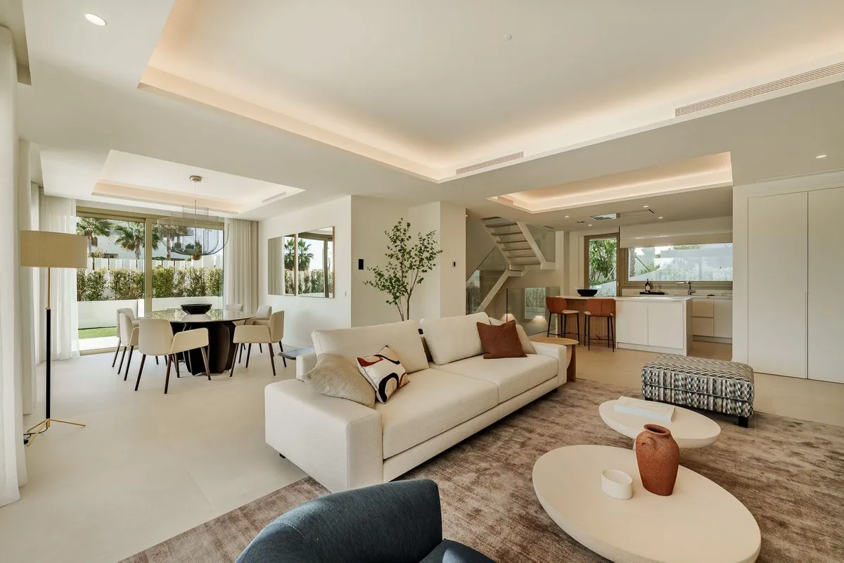 31b2d951-fe96-4e16-9687-c881bccd15f4