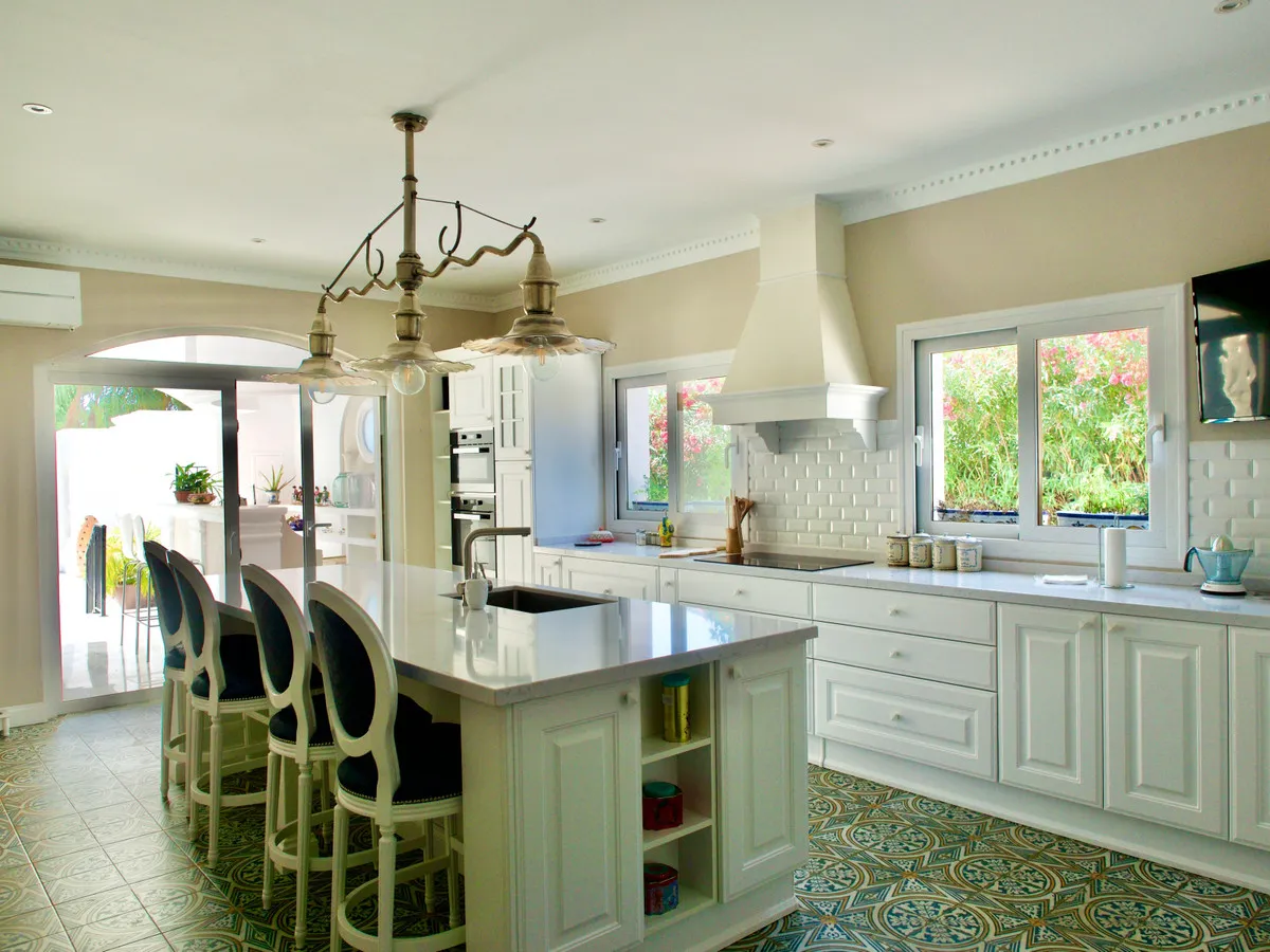 69f94d5d-7139-47df-b141-425a54016165