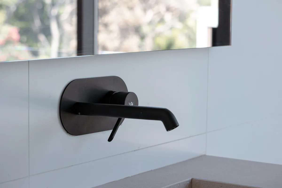 06317bab-7906-437c-81db-032ad638f046