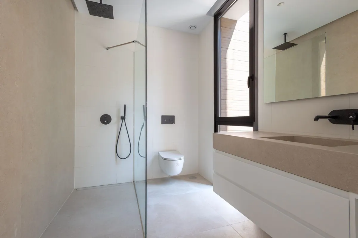 2194586f-148e-4ee1-a9e7-f6a1f73361de