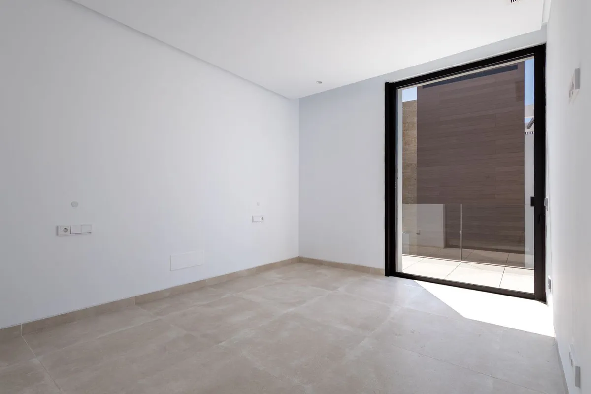 b9000bd3-ec05-4ae4-8e81-75729dfcf9a4