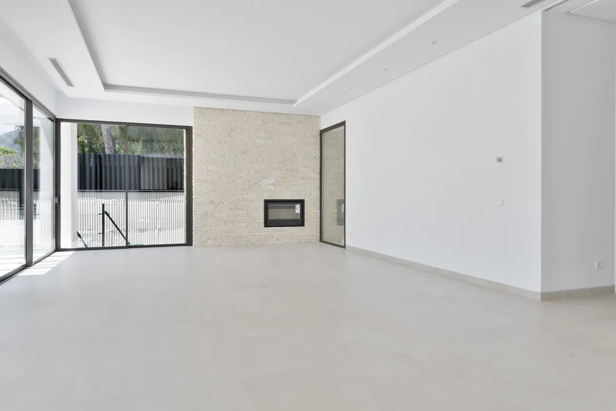 06478571-4df0-4f43-9927-b60cec1ea83a