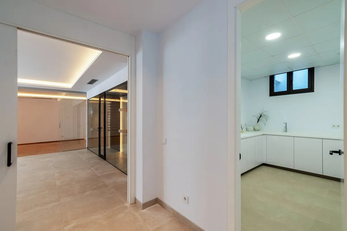 1291fe55-49f0-47a5-9cae-6c661e61996d