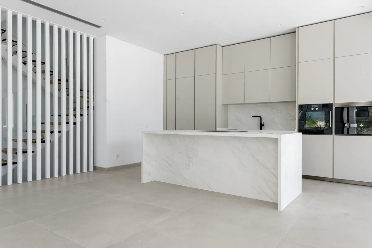 51a989a5-3aae-4608-b517-e8a742ec7e7f