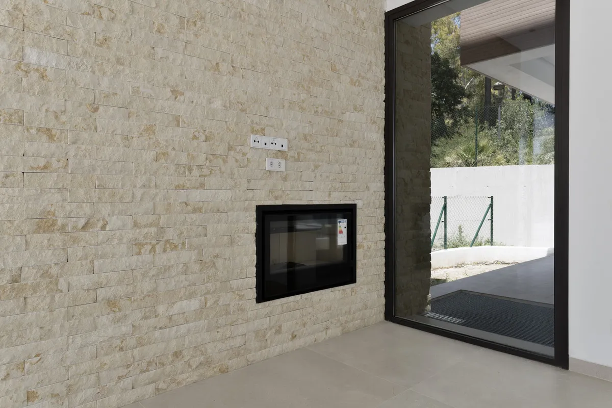 6b6f334f-fd64-474f-a5f6-19bde9511f5d