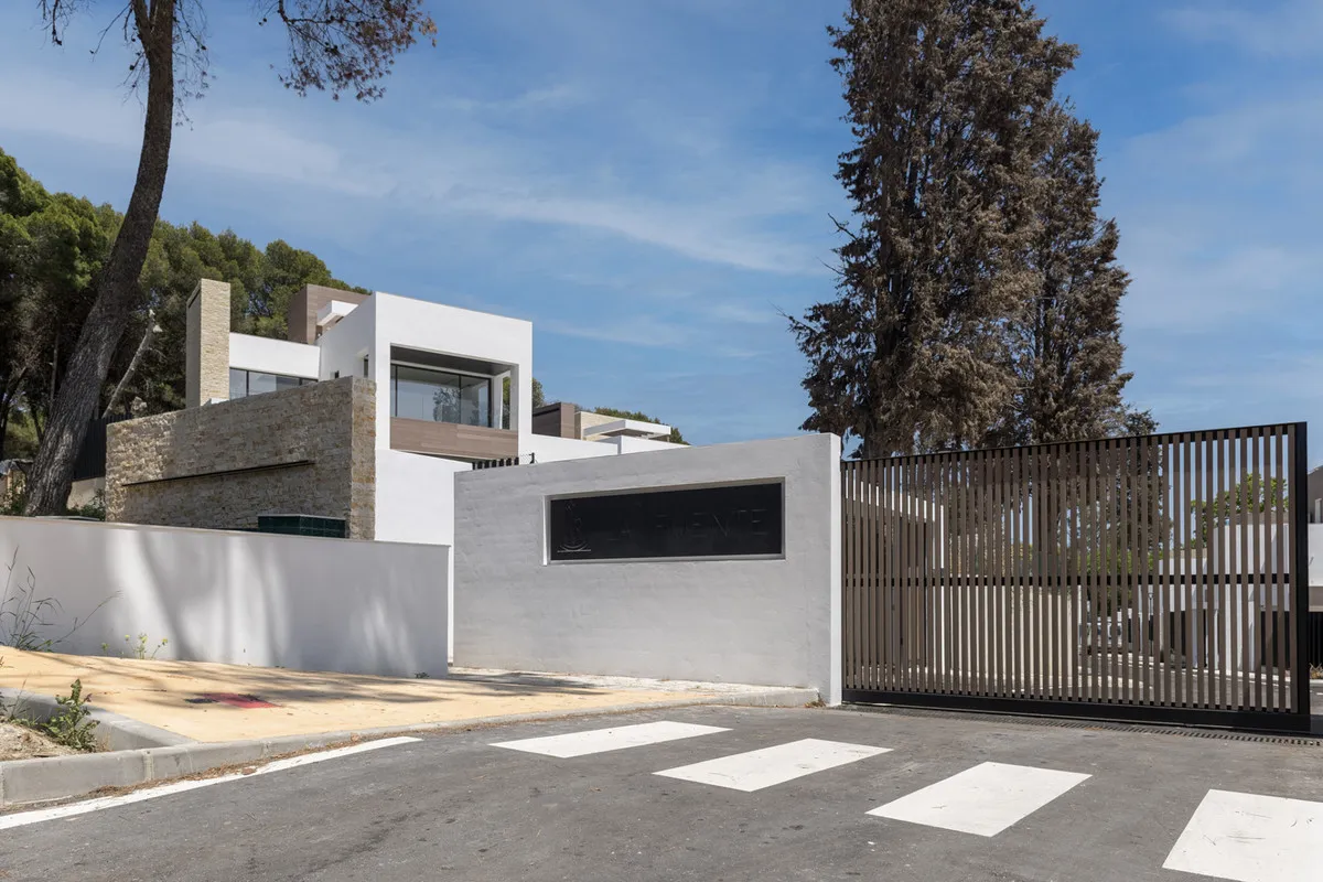 7c68ebc2-cc66-4cab-8f44-549cd6e00834