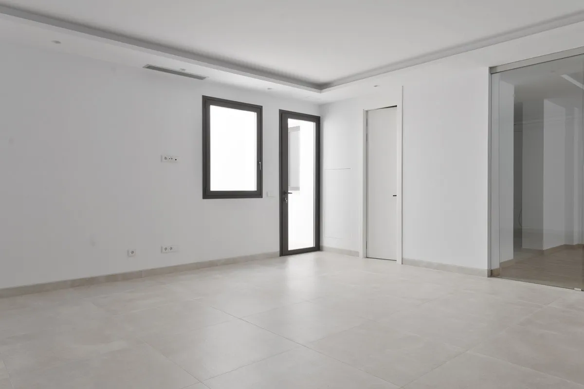 8cb92c70-5ba2-414b-9bb8-ab1f3021e7d0