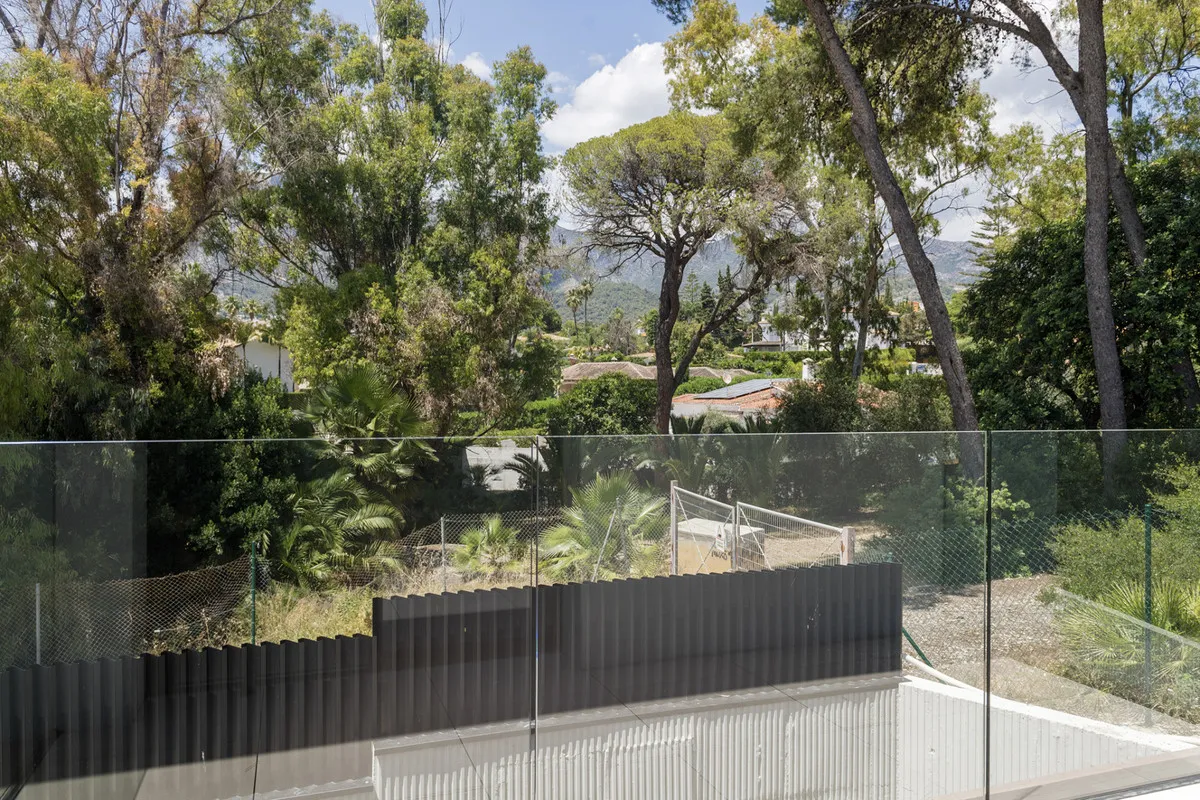 cb1cdc48-d187-4aa2-8020-99c2c154dfb9