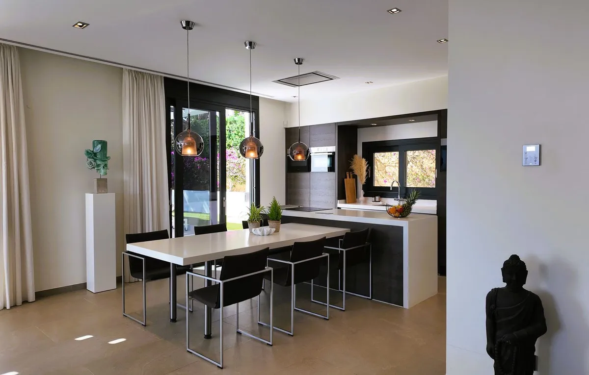 0006a745-6bce-4071-9fd3-d333d9240b6c