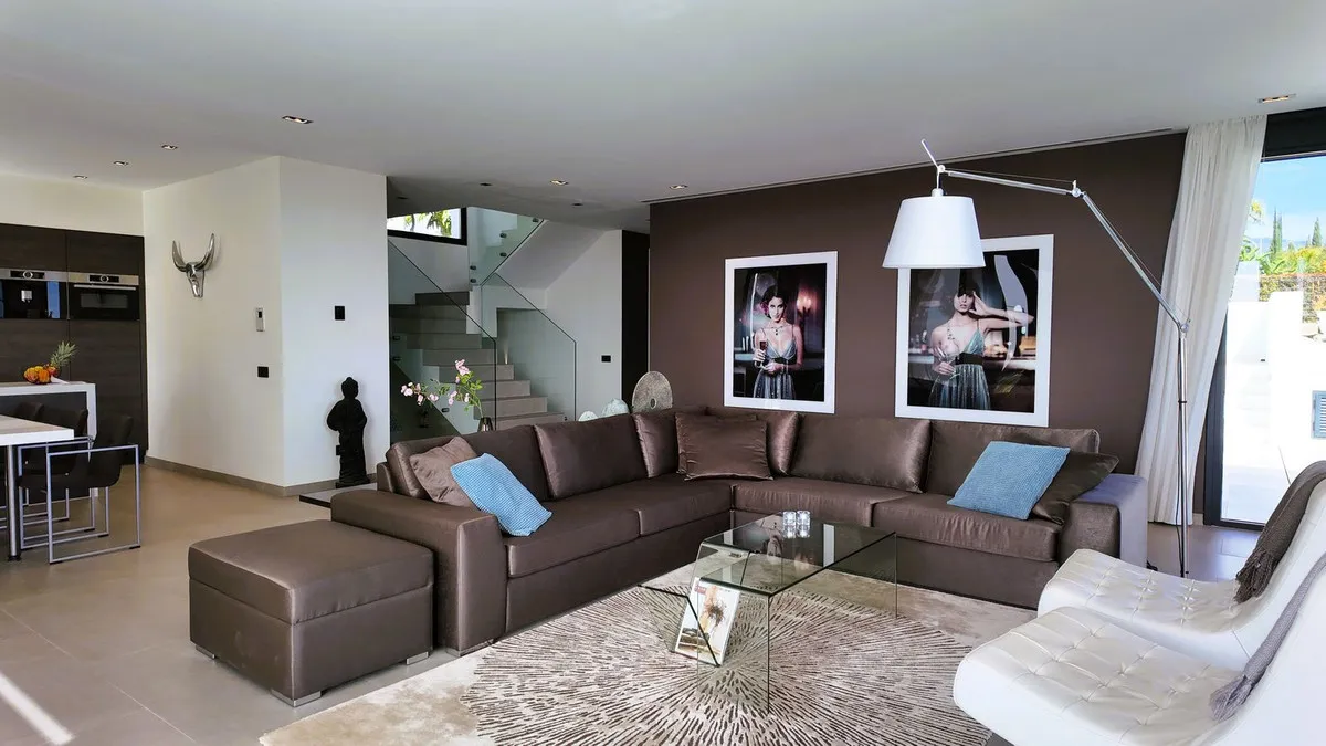 c03ab4c7-de1c-4b9c-a20e-1abbc2789742