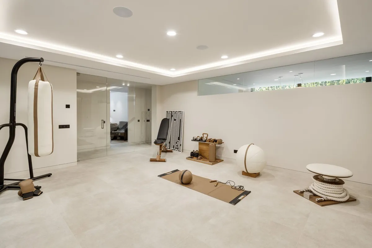 404370a7-58e4-4812-8bcc-1d6824505fd9