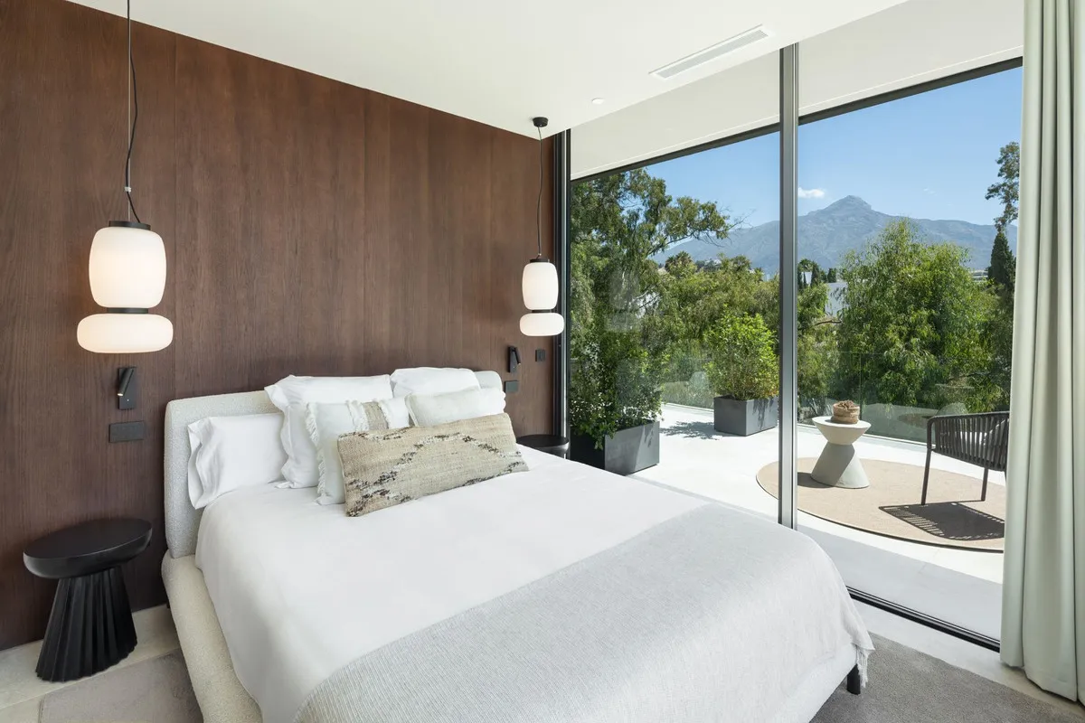 40919bce-598c-421a-987c-68322b25f653