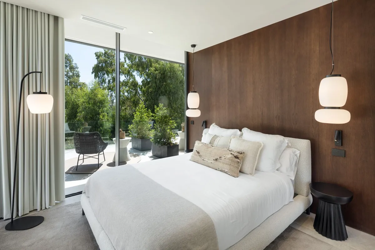 5b19729b-1ce4-4f07-8a7e-44311a886268