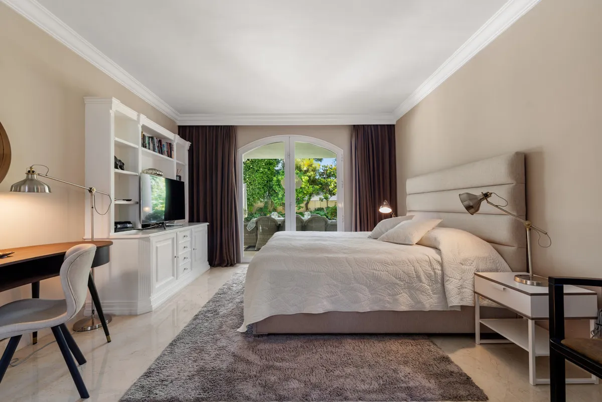 11ec4ce4-cf1d-4ac8-9943-31c9b59c76db