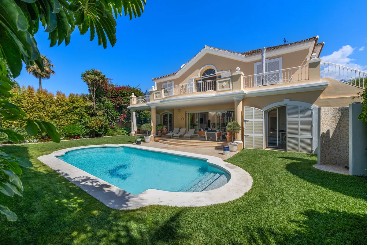 4b7590d7-8119-44e1-9bc4-8d3a686dee71