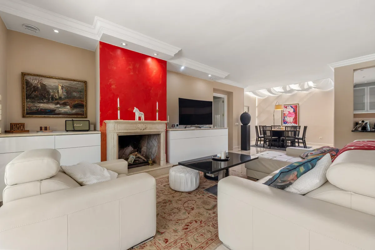 6e023ff3-734b-4af2-ab06-e00a9bb82800