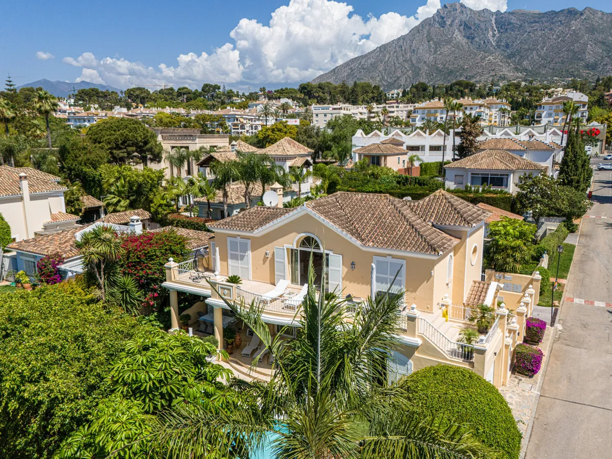 71f2ab43-2c52-4259-ac68-f2e58888efb2