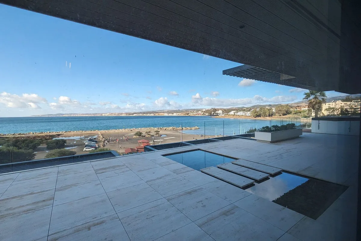 Luxury Seafront Apartment at Playa del Cristo