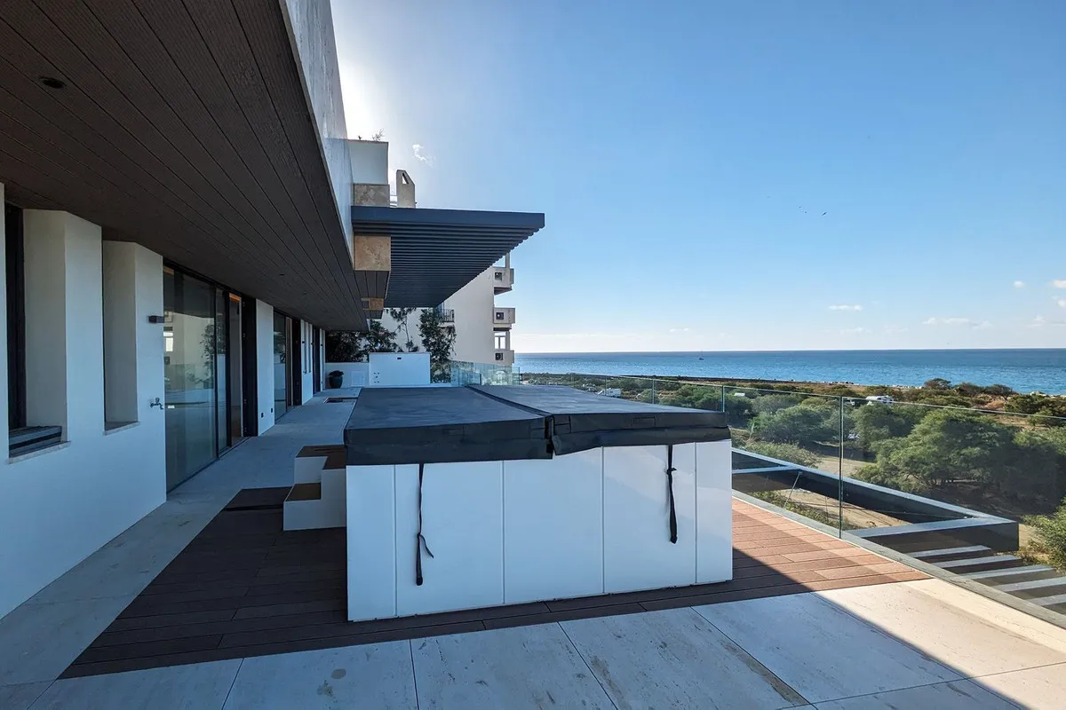 cc114c79-9e4d-4459-89f8-f270ed46b5aa