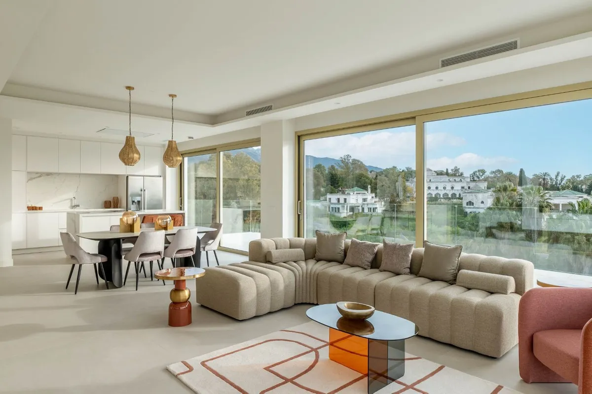 e95e5710-d7b9-413f-9215-e8afc8f5fd4e