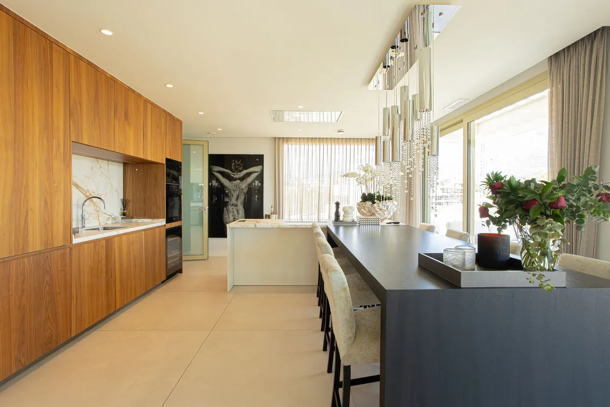 083a2206-ccf8-4ba0-af55-783fc5d2480b