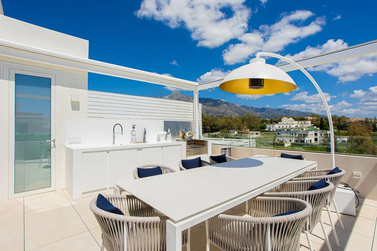 848be205-f55a-4ce8-b6a1-27b0b27fd7fb